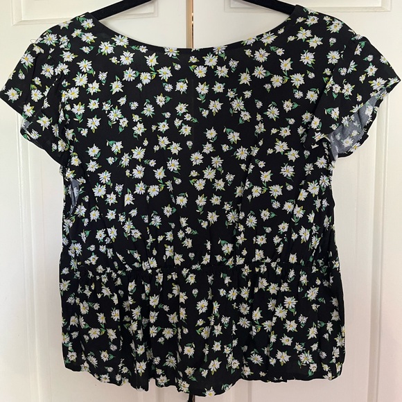 Summery Black top with Yellow and White Flowers! - Picture 2 of 3